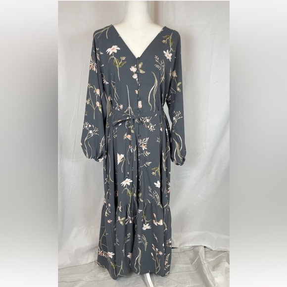 H&M Tie Belt Crepe Dress Gray Floral Long Button Present Sleeve Woman’s Size S - Picture 11 of 15